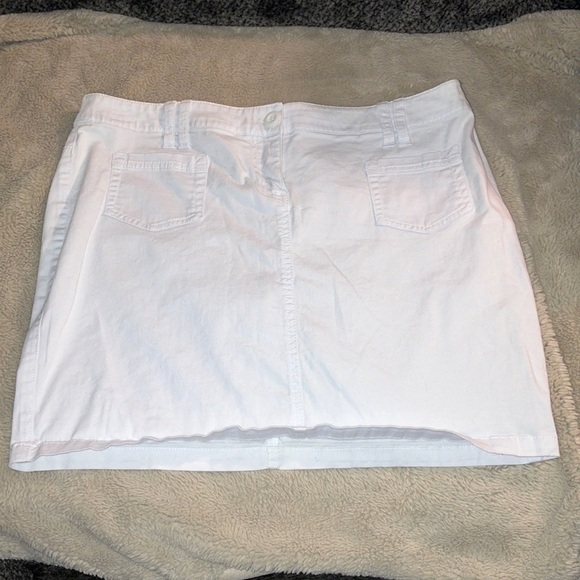 🔹4 for $30 NY&CO “denim” skirt, size 10 - Picture 1 of 7
